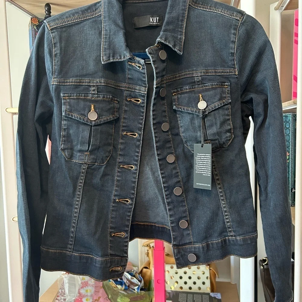 Kut From Cloth Women's Blue Denim Jacket NWT size Small